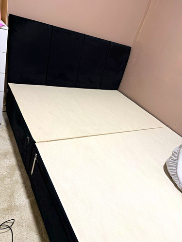 King size bed without